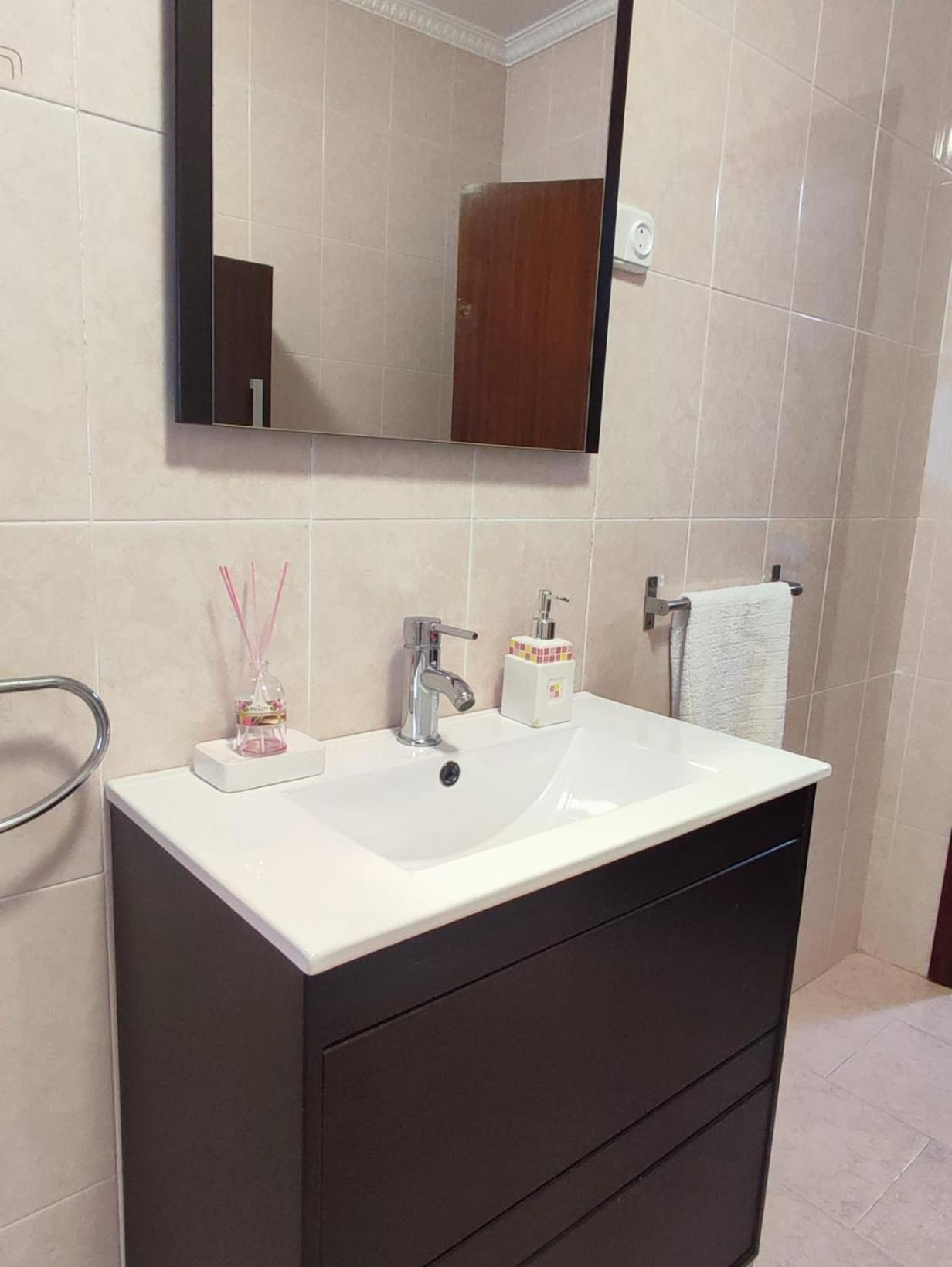 הוילה חימנה דה לה פרונטרה La Casita Del Sillero מראה חיצוני תמונה
